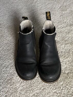 Doc Marten’s Ankle Boot - Fits 7.5W